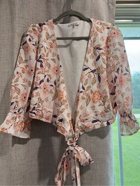 Magnolia Boutique Floral Tie-Front Wrap Blouse Medium